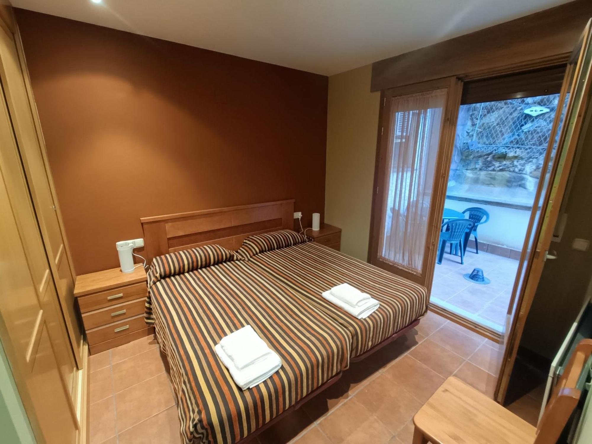Fuen Blanca Apartment Bielsa Bagian luar foto